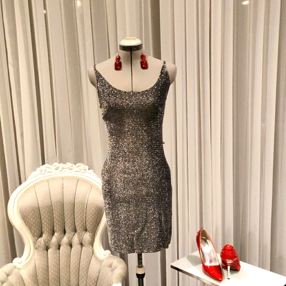 SEXXES Dresses & Skirts - Shinny club dress